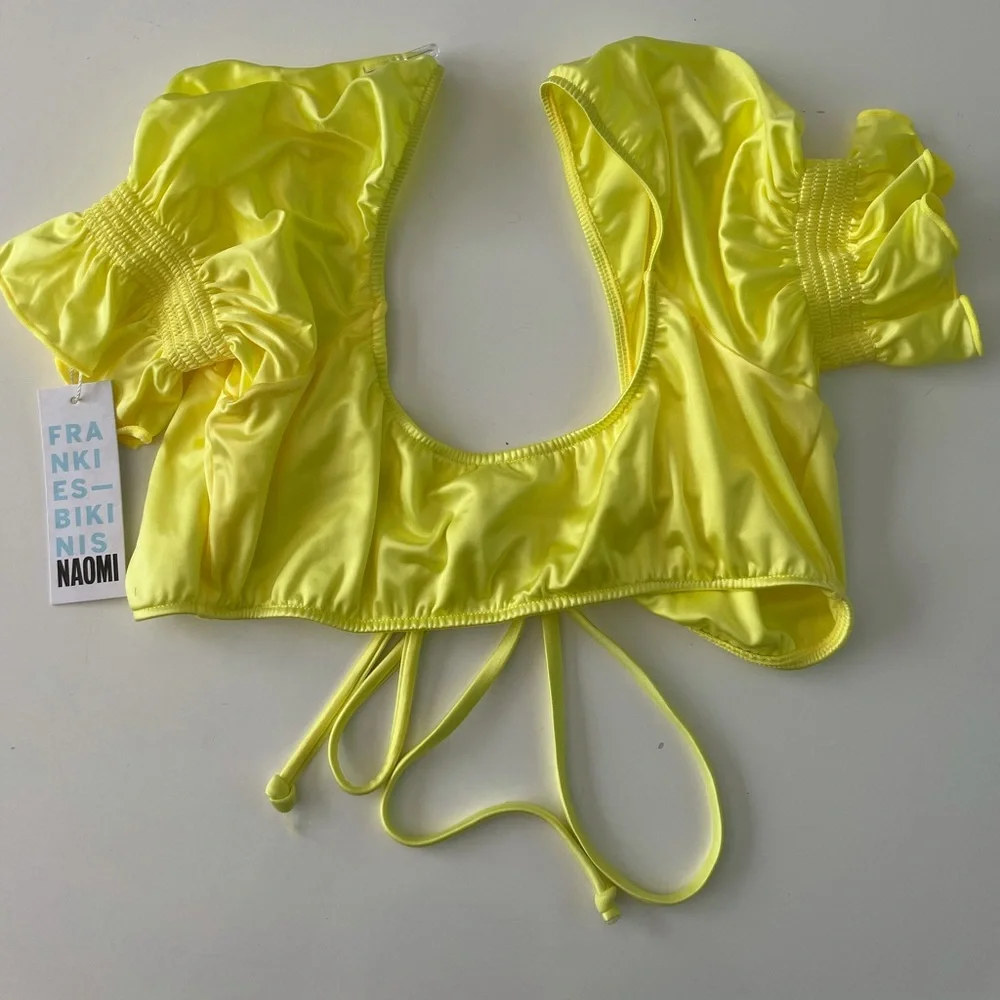 NWT Frankies Bikinis CARLY RUFFLE SATIN BIKINI TOP yellow xSmall